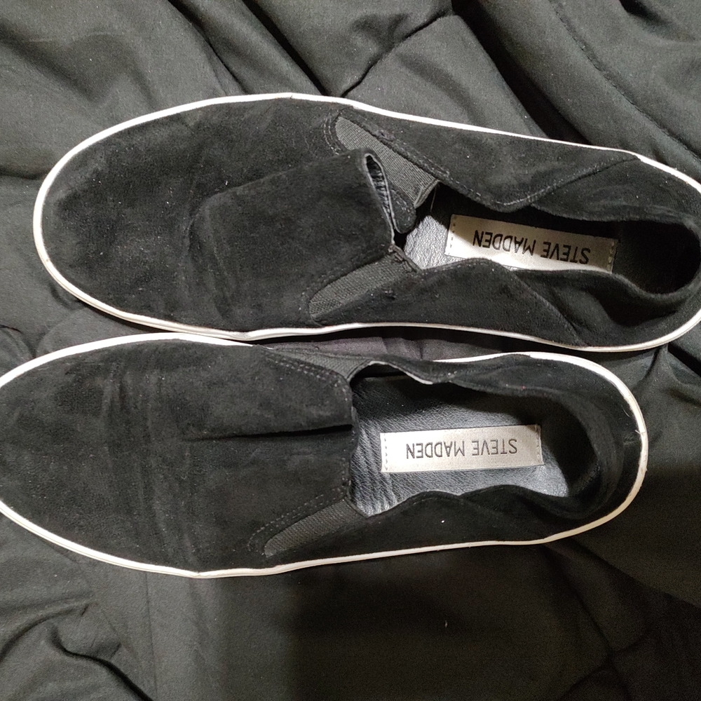 Steve Madden Women's Black Suede Slip-Ons